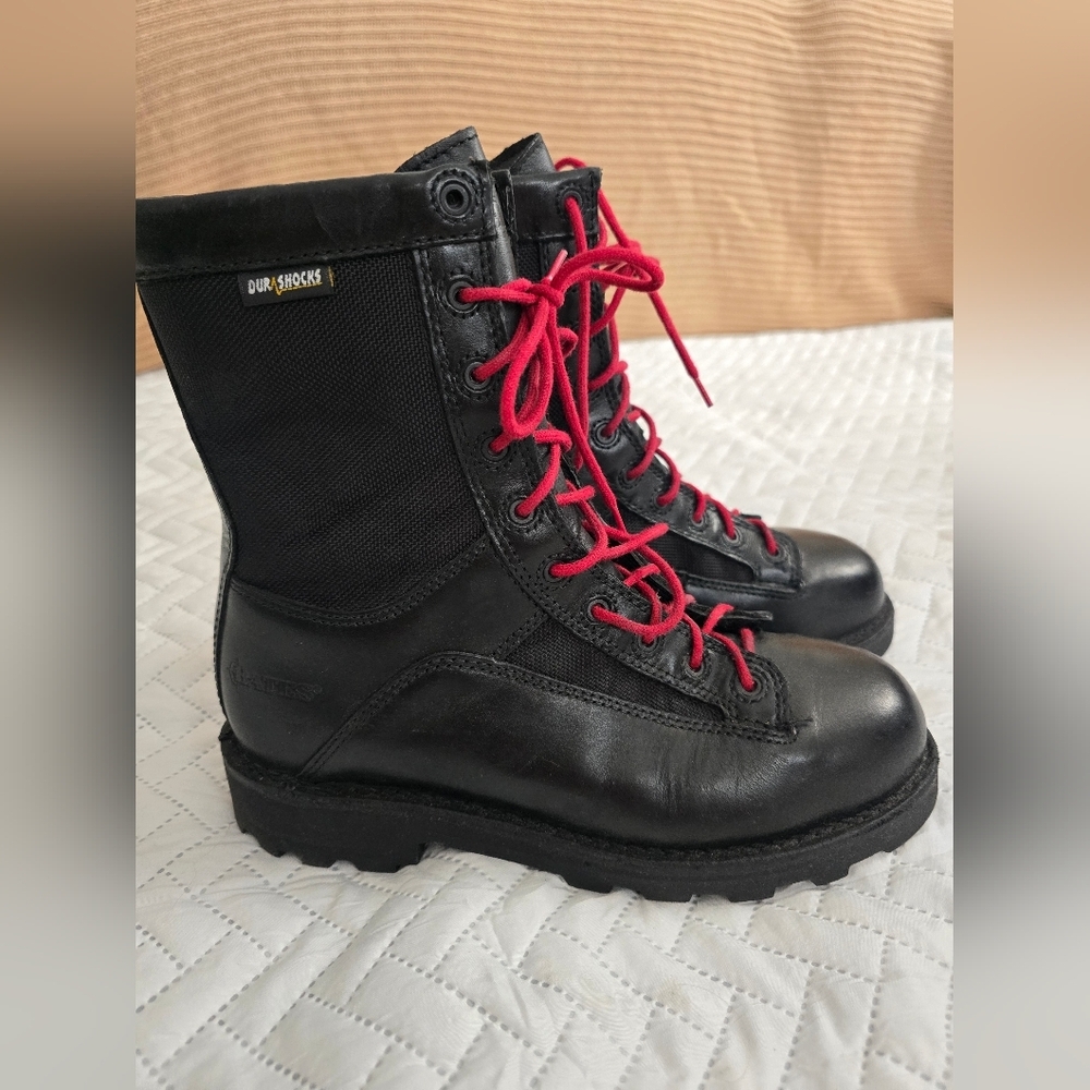 Bates Durashock 8" Black Leather Boots with Red Laces